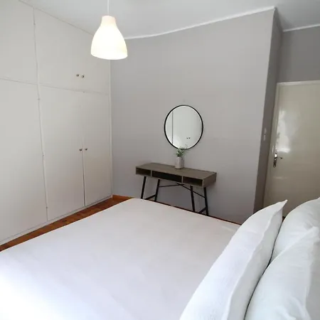 Renovated 2 Bedroom In Apartamento